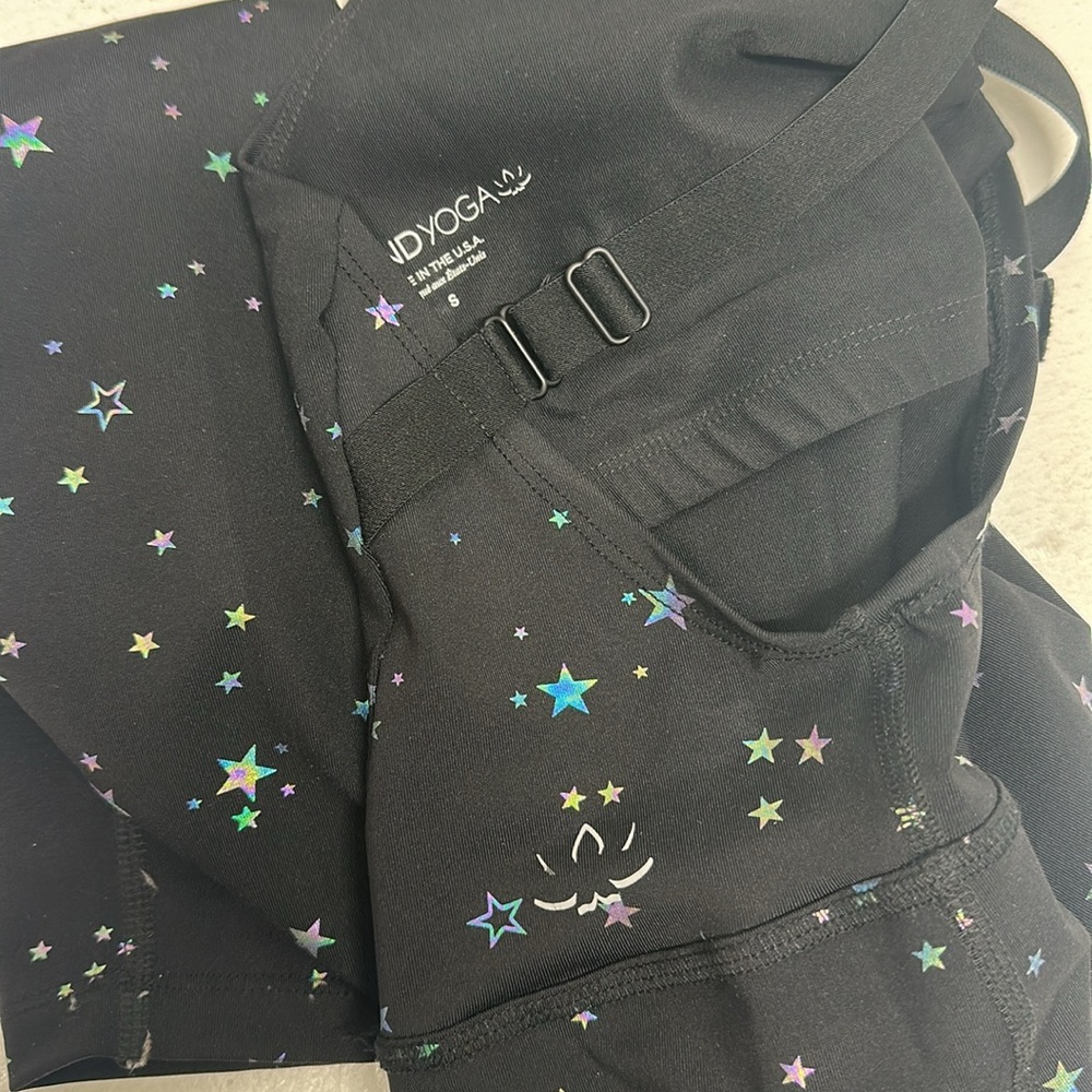 Beyond Yoga Black Star Print Jumpsuit - Picture 5 of 7